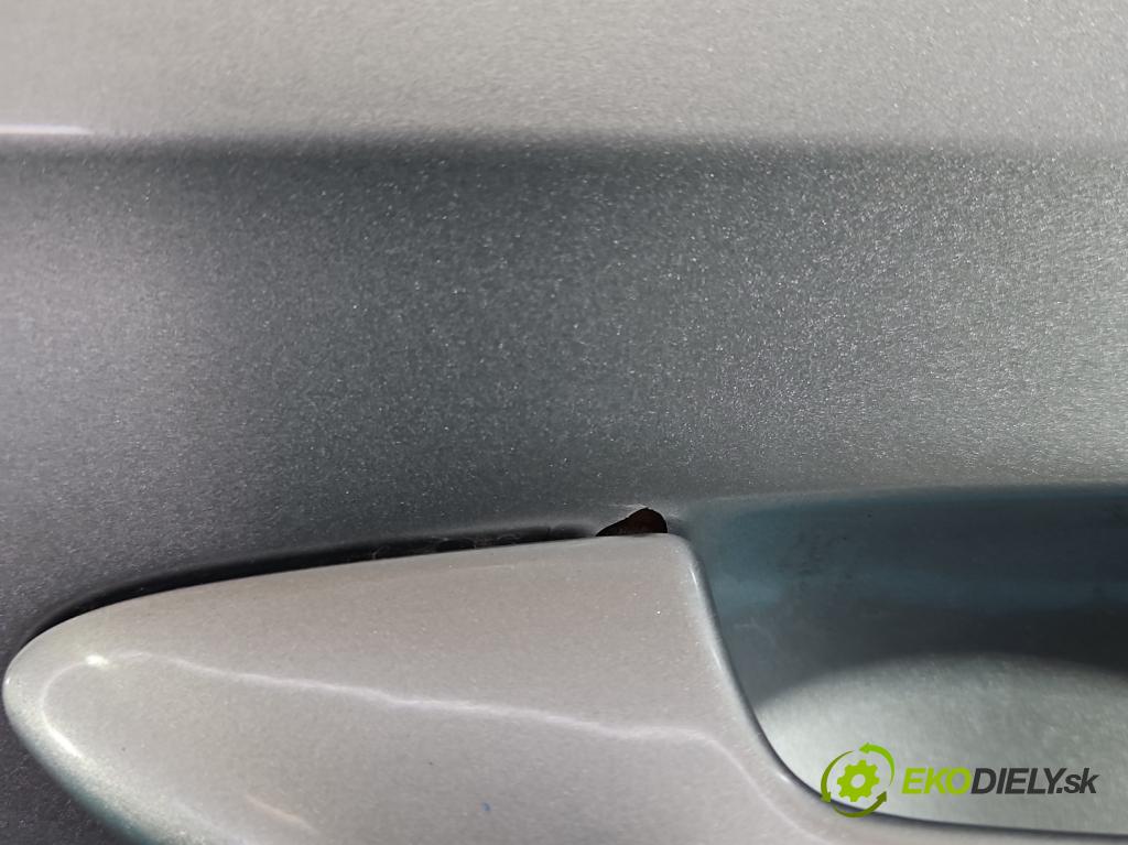 Vw Passat B7 2010-2014 1.6 tdi 105 HP manual 77 kW 1598 cm3 5- dvere predné ľavé  (Kľučka dverí ostatné)
