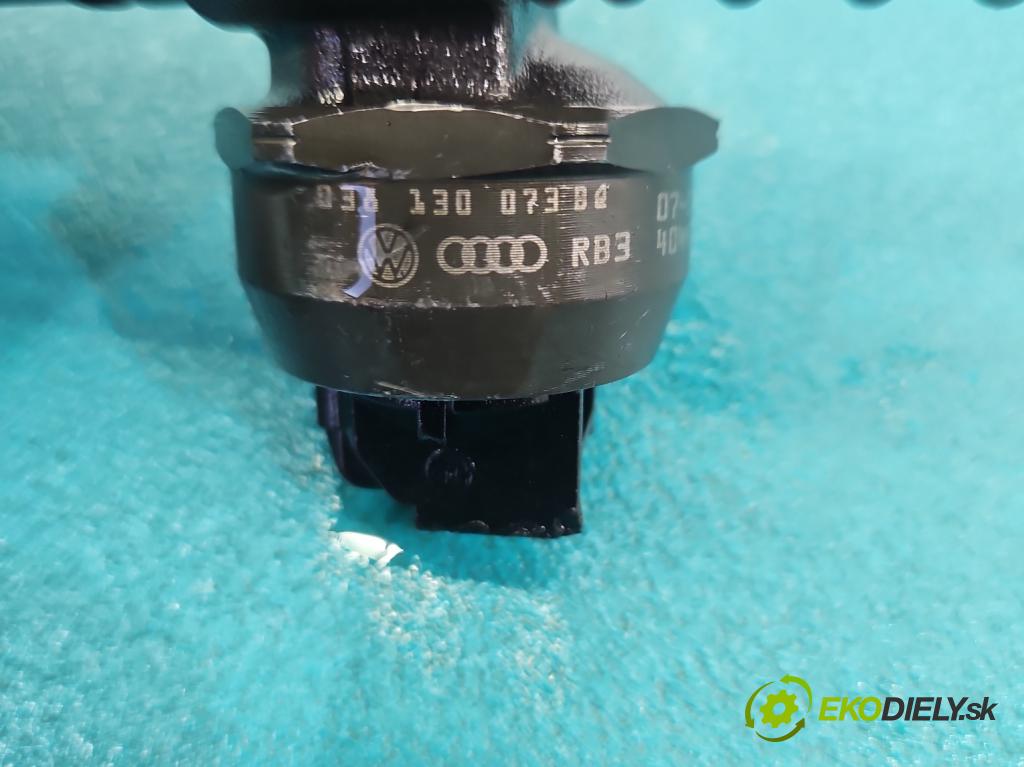 Audi A3 8P 2003-2012 2.0 tdi 140 HP manual 103 kW 1968 cm3 3- vstrekovacie čerpadlo 0414720312 (Vstrekovač paliva)