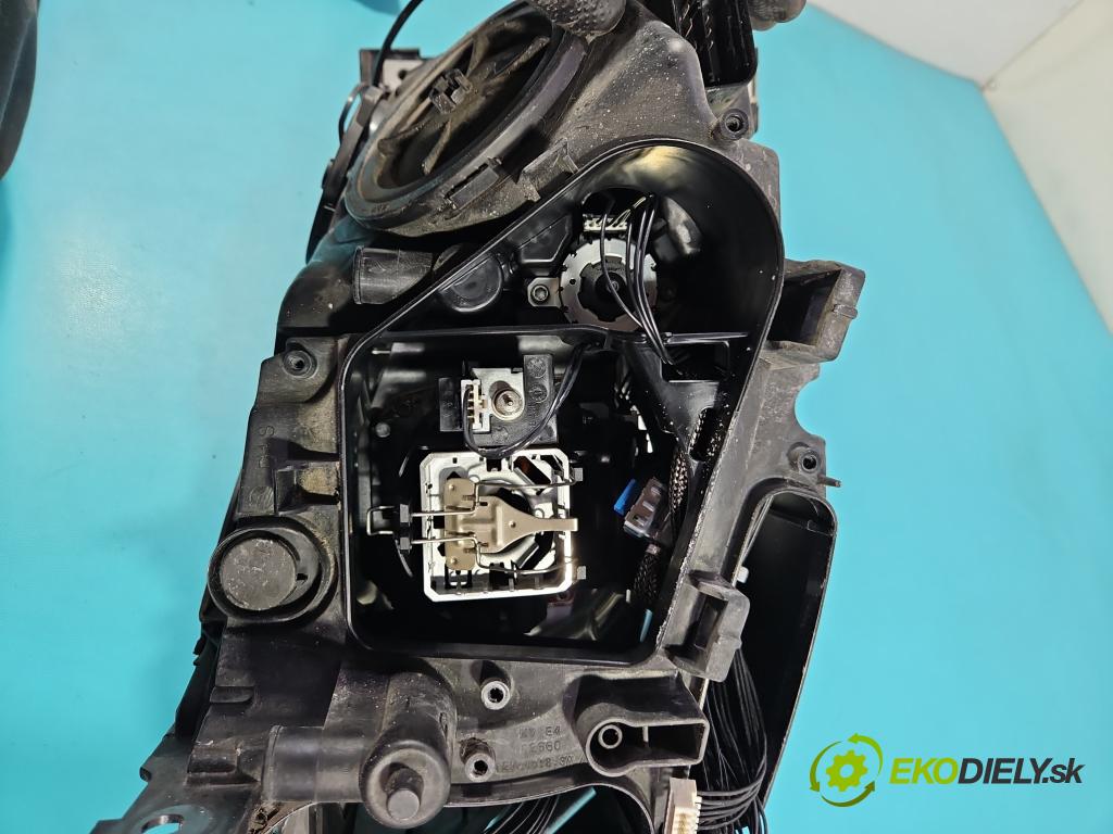 Bmw 7 F01 2008-2015 3.0d N57D30B 306KM automatic 225 kW 2993 cm3 4- Reflektor: ľavý 7182149 (Kľučka dverí ostatné)