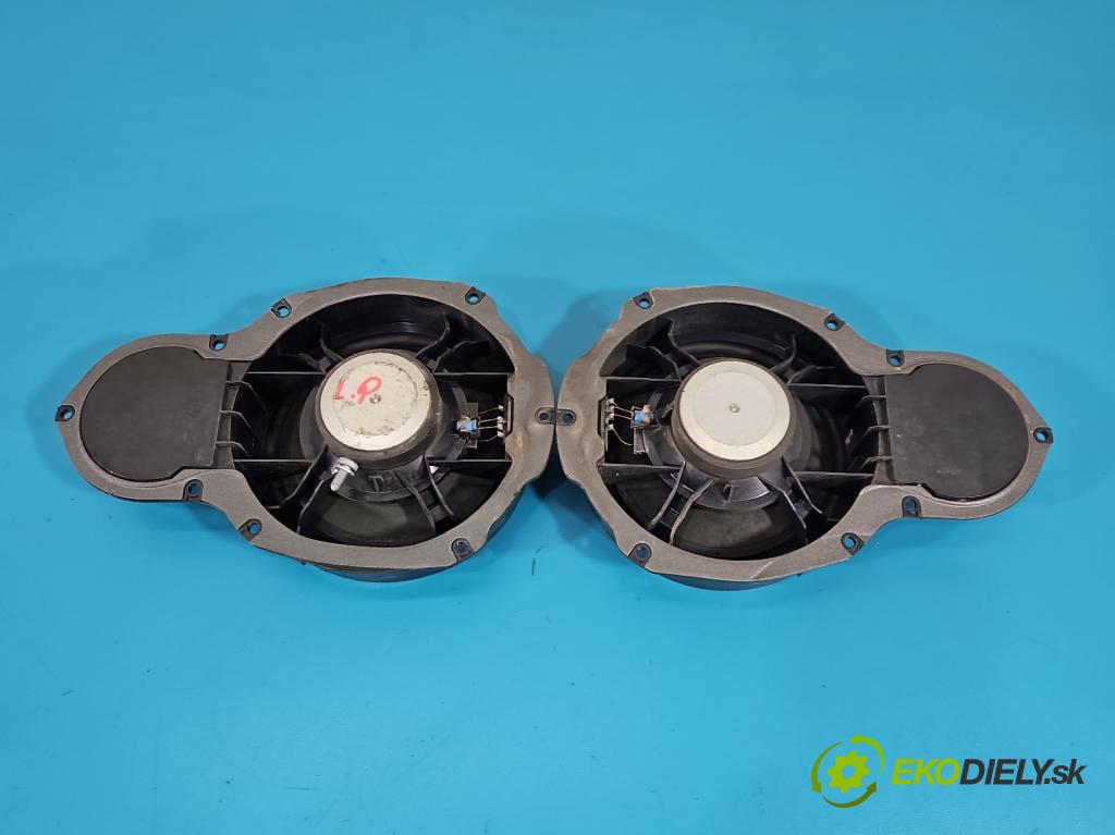 Vw Passat B7 2010-2014 1.6 tdi 105 HP manual 77 kW 1598 cm3 5- reproduktory komplet 3C8035454