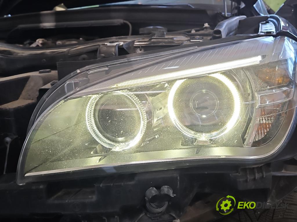 Bmw X1 E84 2009-2015 2.0d 184hp automatic 135 kW 1995 cm3 5- Reflektor: ľavý 90018090 (Kľučka dverí ostatné)
