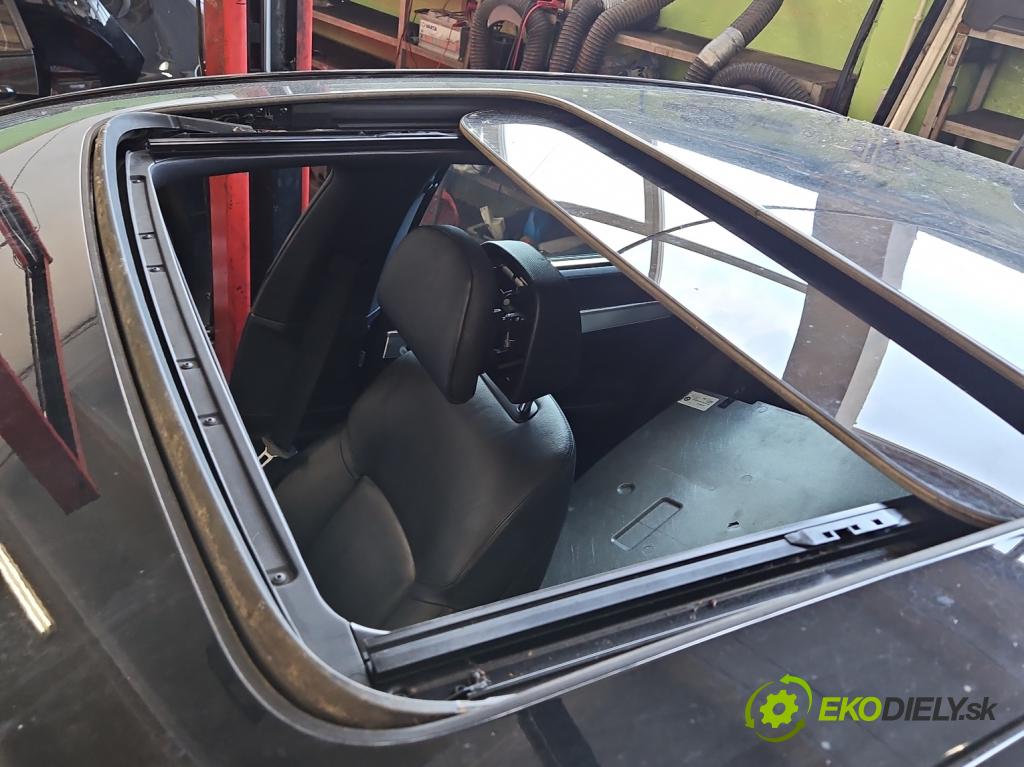 Bmw 7 F01 2008-2015 3.0d 306KM automatic 225 kW 2993 cm3 4- Střešní okno: 7903815 (Sklo karoserie)