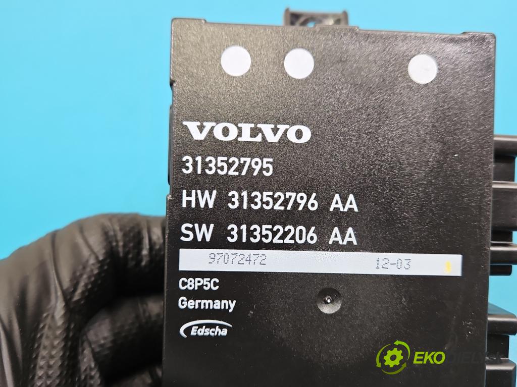 Volvo XC60 I 2008-2017 2.0d 163 hp manual 120 kW 1984 cm3 5- řídící jednotka 31352795
