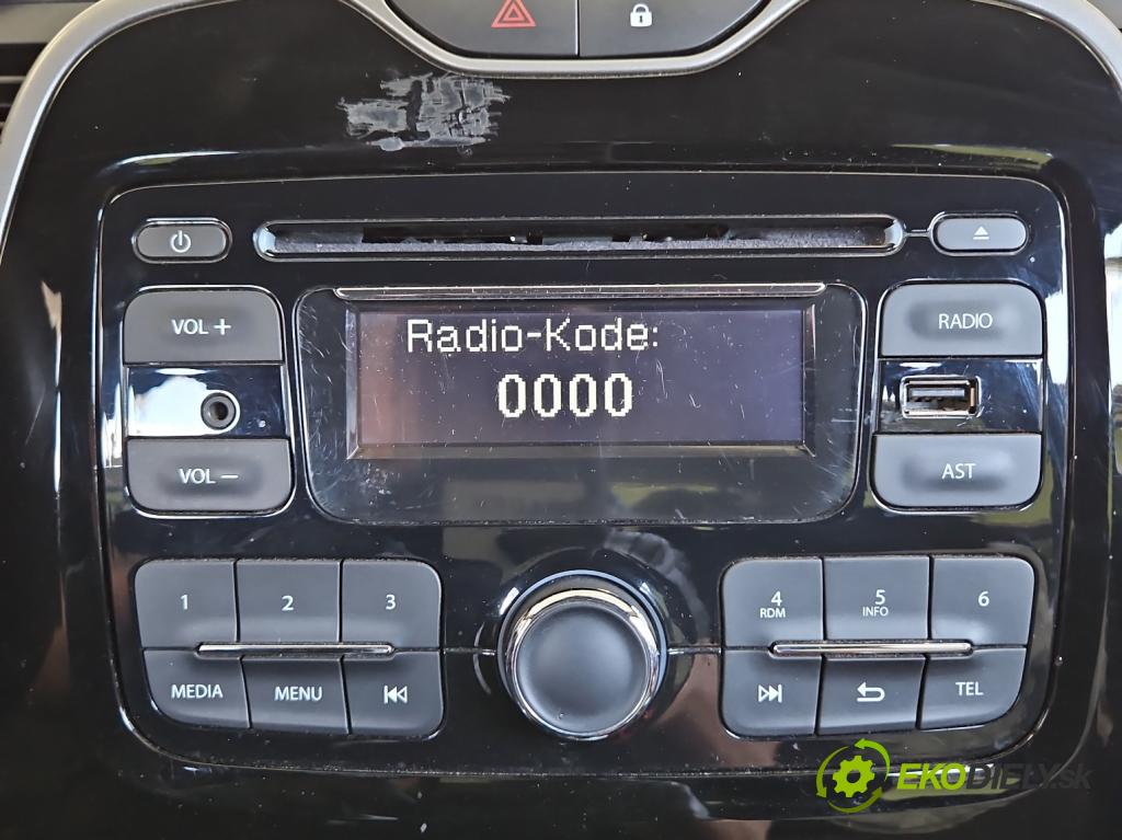 Renault Captur I 2013-2019 0.9 90 HP manual 66 kW 898 cm3 5- Radio originál 281158551R