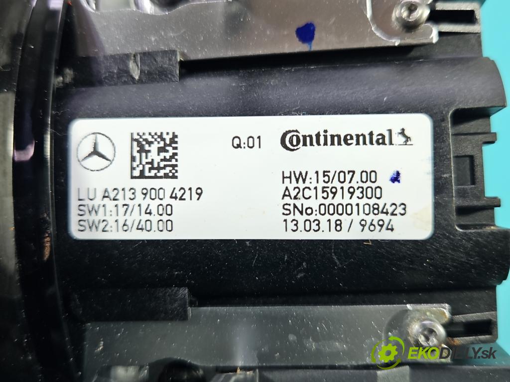 Mercedes E W213 2016-2023 2.0 cdi 654920 194KM automatic 143 kW 1950 cm3 5- Přepínač rádia nebo navigace: A2139004219