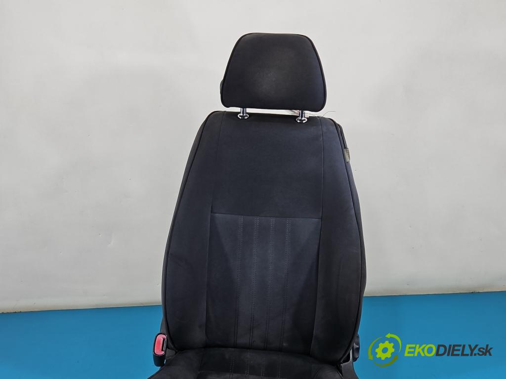 Alfa romeo 147 1.9 jtd 150 HP manual 110 kW 1910 cm3 3- Sedačka ľavý  (Sedadlo)