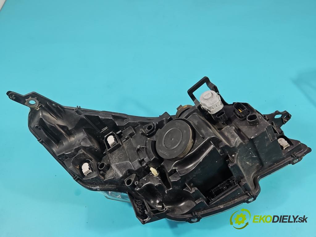 Peugeot 508 I 2010-2018 2.0 hdi 163 HP manual 120 kW 1997 cm3 5- Reflektor: ľavý 9687580680 (Kľučka dverí ostatné)