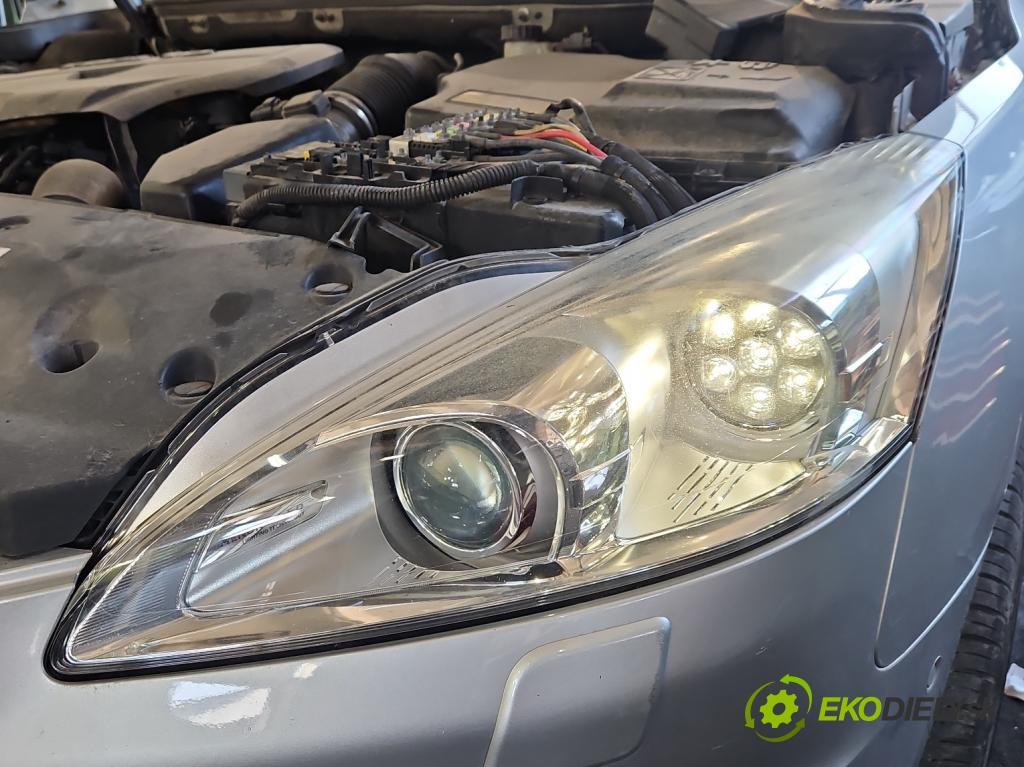 Peugeot 508 I 2010-2018 2.0 hdi 163 HP manual 120 kW 1997 cm3 5- Reflektor: ľavý 9687580680 (Kľučka dverí ostatné)