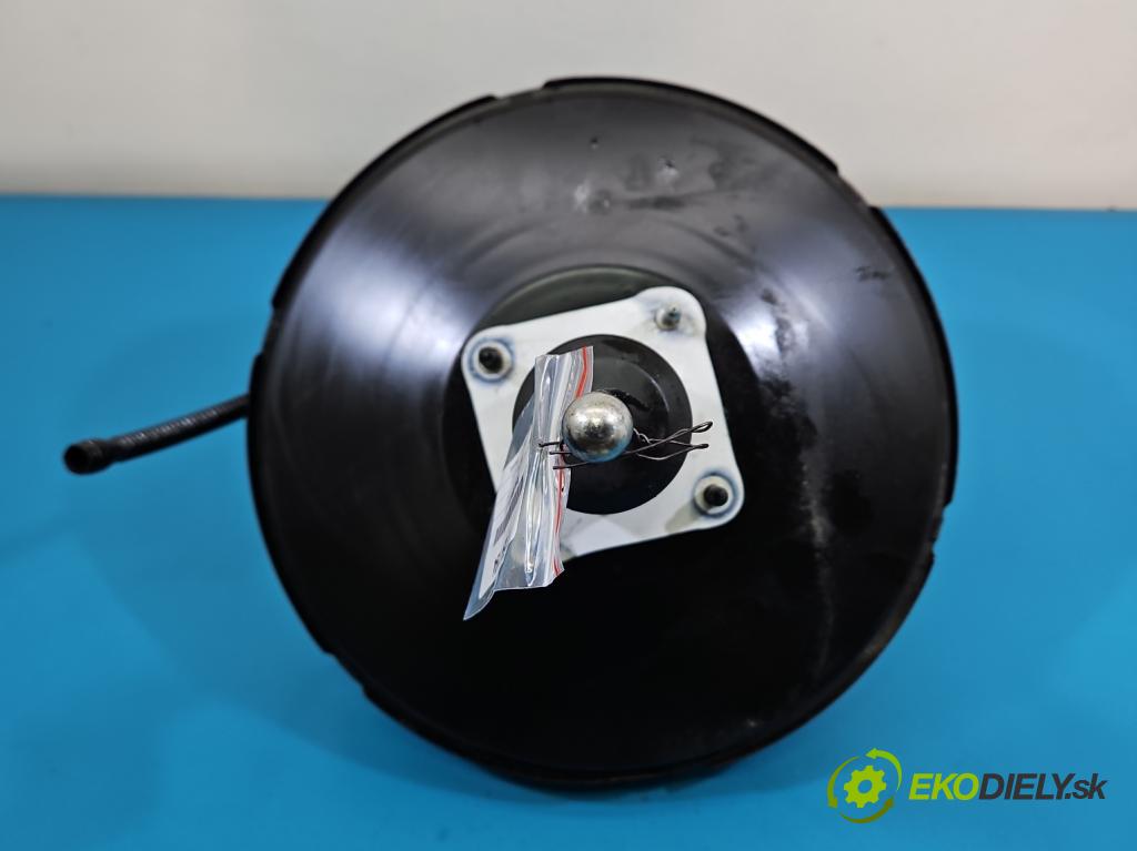 Vw Passat B7 2010-2014 1.6 tdi 105 hp manual 77 kW 1598 cm3 5- servo posilovač 3C1614105AP