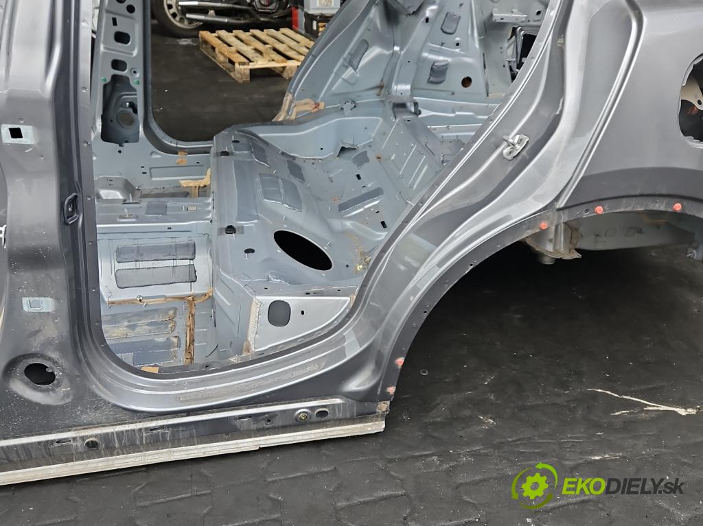 Alfa romeo Stelvio 2016- 2.0 T 280KM: automatic 206 kW 1995 cm3 5- Práh: ľavý (Karoséria ostatné)