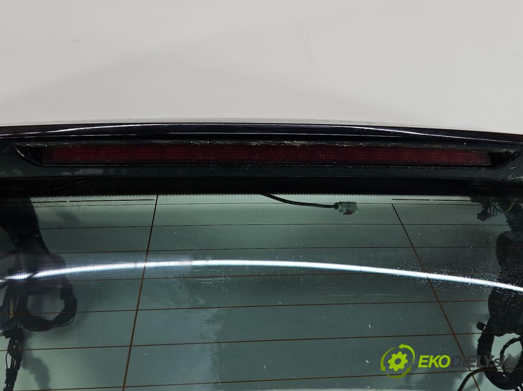 Mercedes E W213 2016-2023 2.0 cdi 654920 194KM: automatic 143 kW 1950 cm3 5- zadna kufor  (Kapota zadná (kufor))