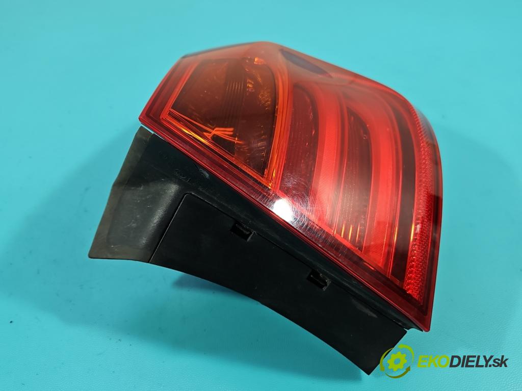 Bmw 3 F30 2011-2018 2.0d 116 HP manual 85 kW 1995 cm3 5- svetlo / reflektor zadné pravé  (Kľučka dverí ostatné)
