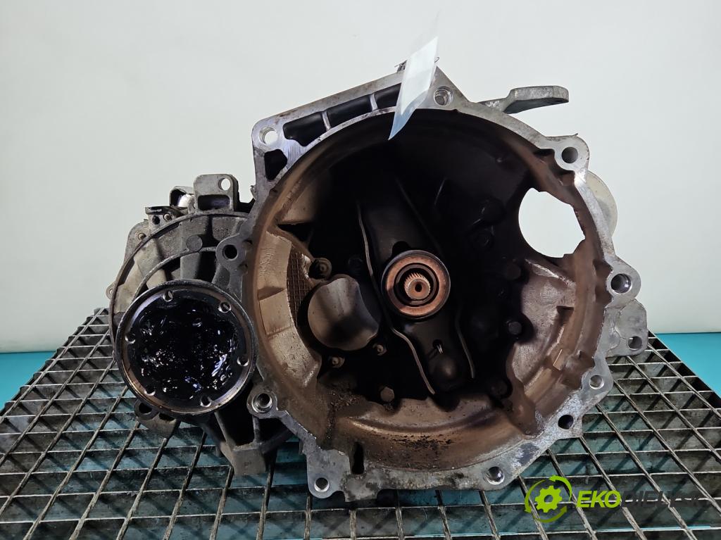 Vw Passat B7 2010-2014 1.6 tdi 105 HP manual 77 kW 1598 cm3 5- prevodovka stupeň,rýchlosť manual MYP