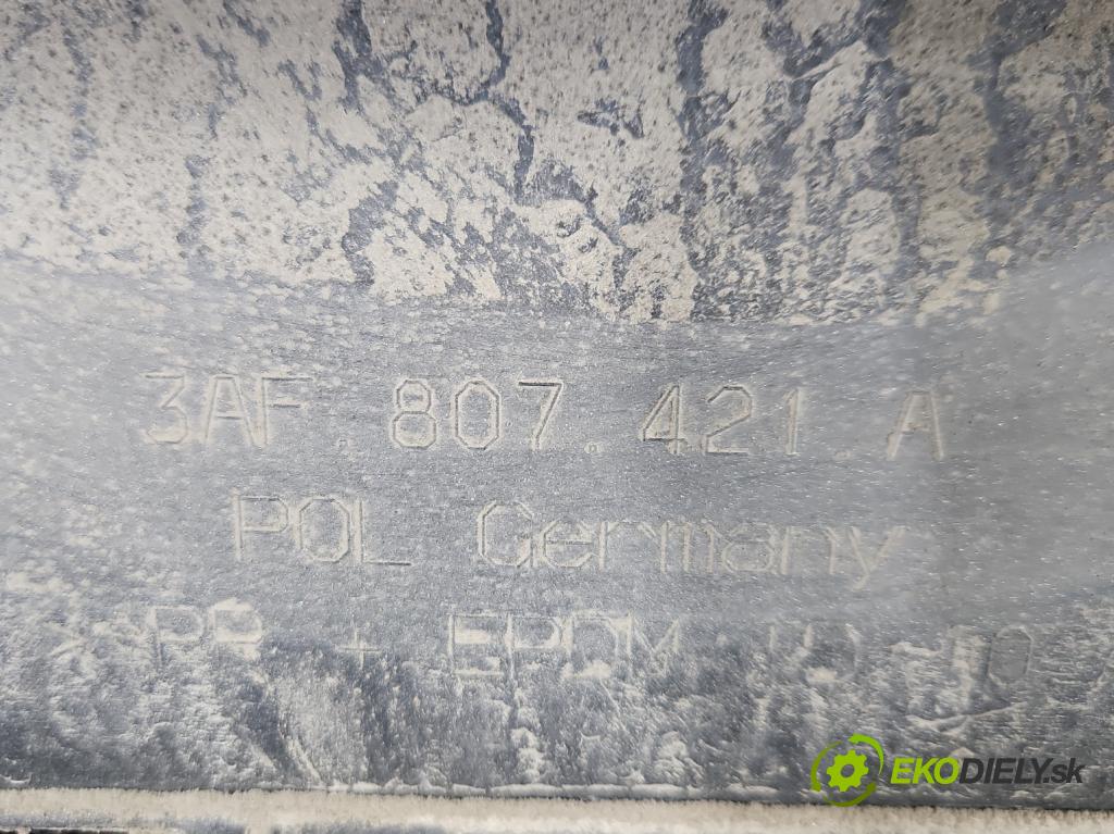 Vw Passat B7 2010-2014 1.6 tdi 105 HP manual 77 kW 1598 cm3 5- nárazník zadné 3AF807421A (Kľučka dverí ostatné)