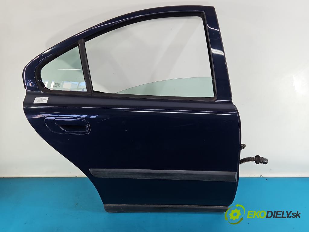 Volvo S60 I 2000-2010 2.4 20V 140 hp manual 103 kW 2435 cm3 4- dveře zadní pravé  (Klika dveří ostatní)