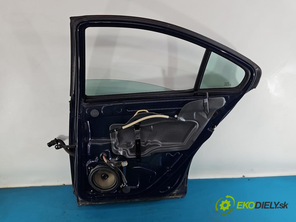 Volvo S60 I 2000-2010 2.4 20V 140 HP manual 103 kW 2435 cm3 4- dvere zadné pravé  (Kľučka dverí ostatné)