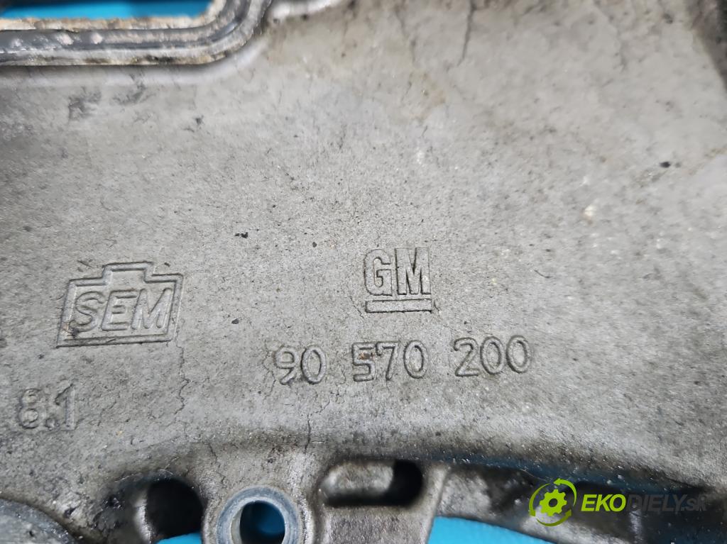 Opel Corsa B 1993-1999 1.0 12V 54 HP manual 40 kW 973 cm3 5- obal načasovanie 90570200 (Kryt motora)