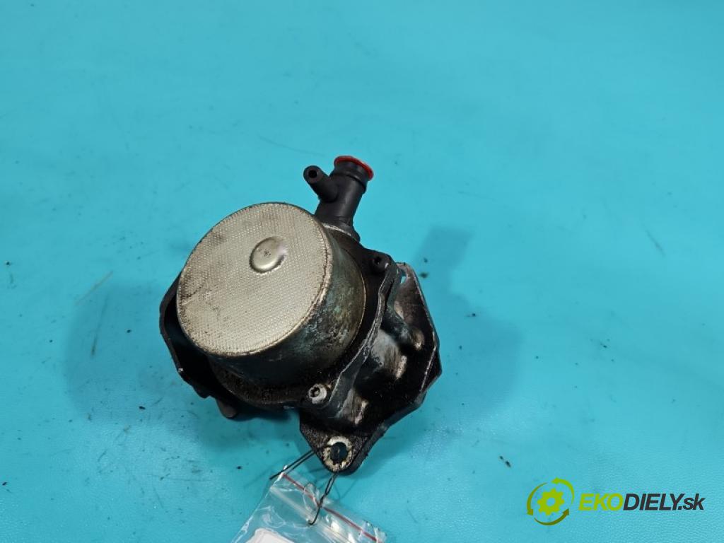 Nissan Note I 2006-2012 1.5 dci 86 hp manual 63 kW 1461 cm3 5- čerpadlo vákuum