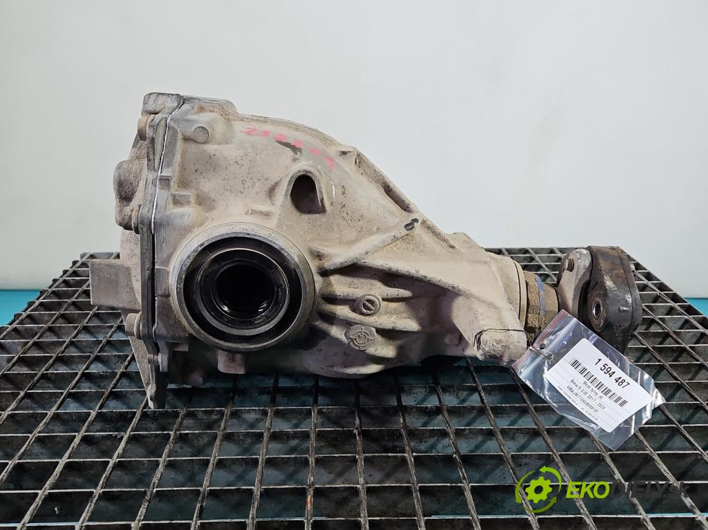 Bmw 5 G30 2017-2024 2.0d 190 HP automatic 140 kW 1995 cm3 5- Most: zadní: 8624221