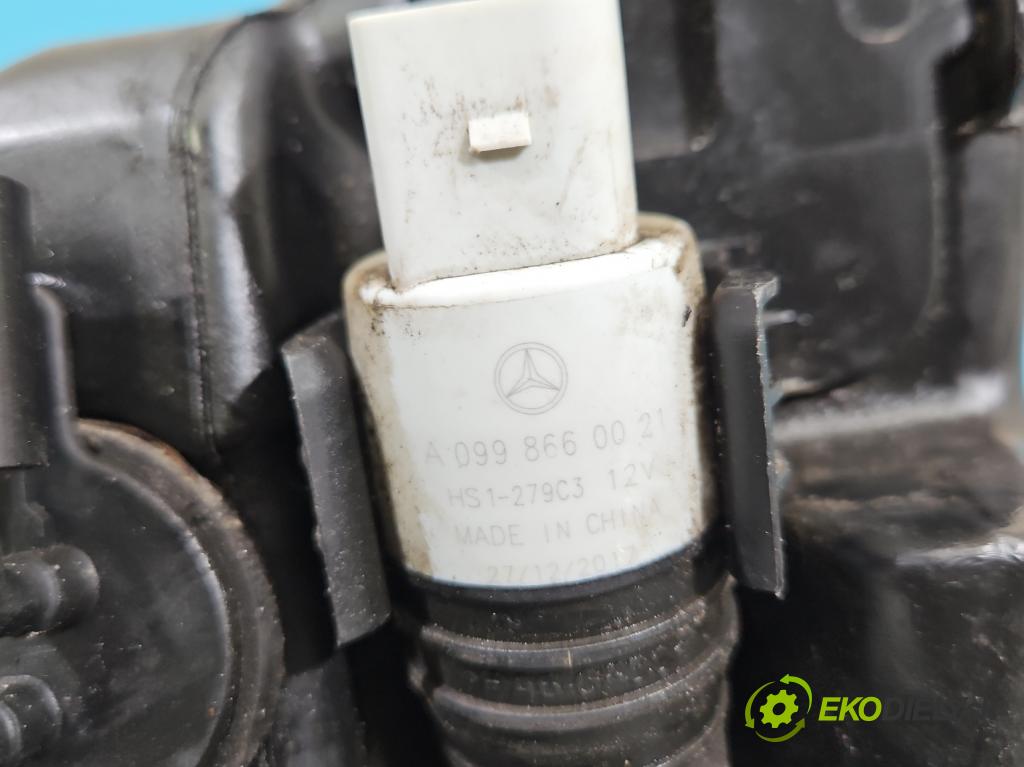 Mercedes E W213 2016-2023 2.0 cdi 654920 194KM: automatic 143 kW 1950 cm3 5- nádržka tekutina: ostrekovačov A2058600160