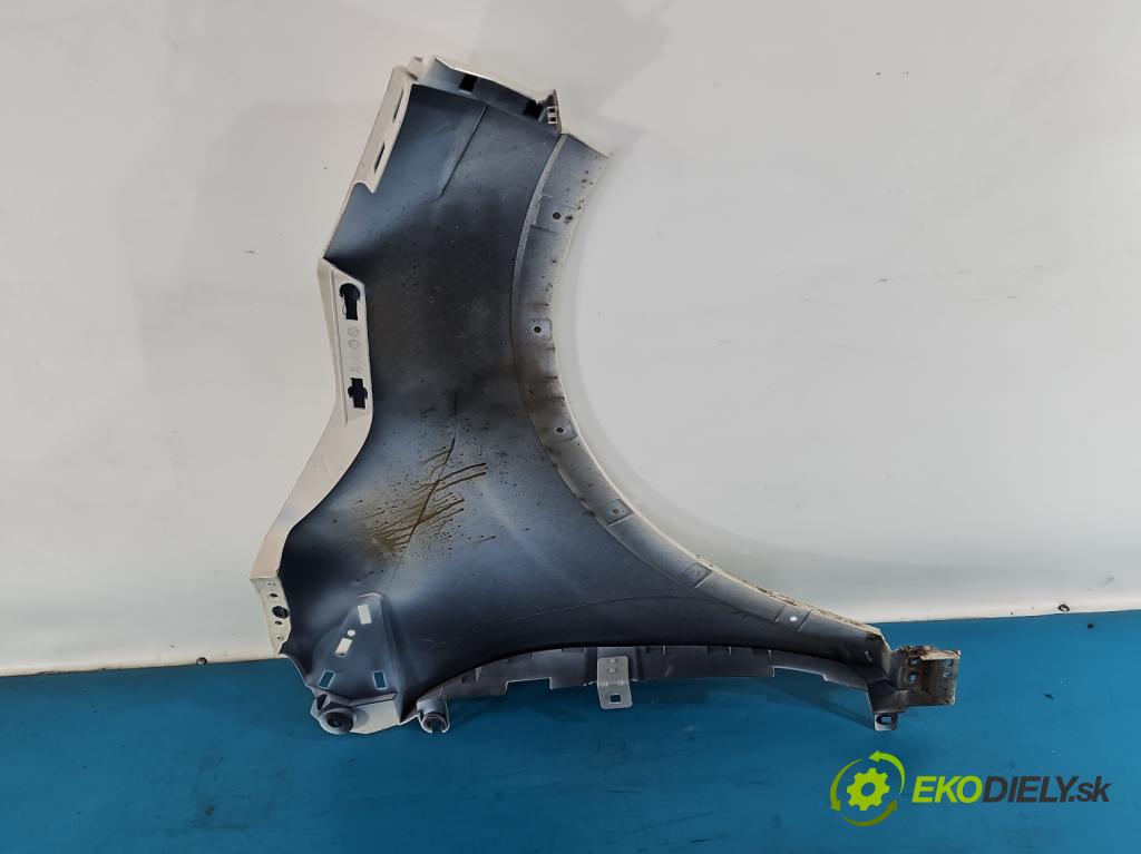 Renault Captur I 2013-2019 0.9 90 HP manual 66 kW 898 cm3 5- blatník predné ľavý 631018998R (Blatník predný ľavý)