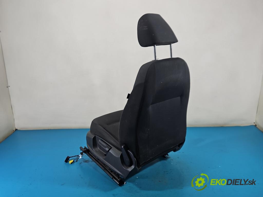Vw Jetta VI 2010-2018 1.6 tdi CAYC: 105 HP manual 77 kW 1598 cm3 4- Sedačka ľavý  (Sedadlo)