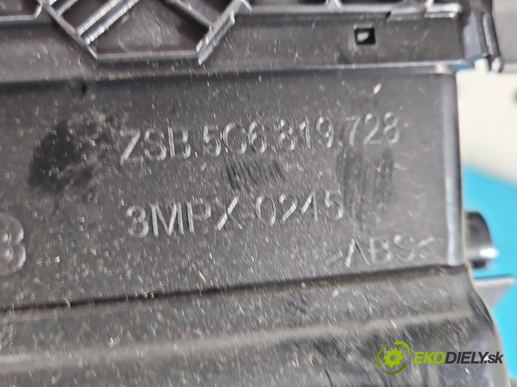 Vw Jetta VI 2010-2018 1.6 tdi CAYC: 105 HP manual 77 kW 1598 cm3 4- Mřížka: kúrenia stredová 5C78570590 (Mriežka kúrenia (fukár))