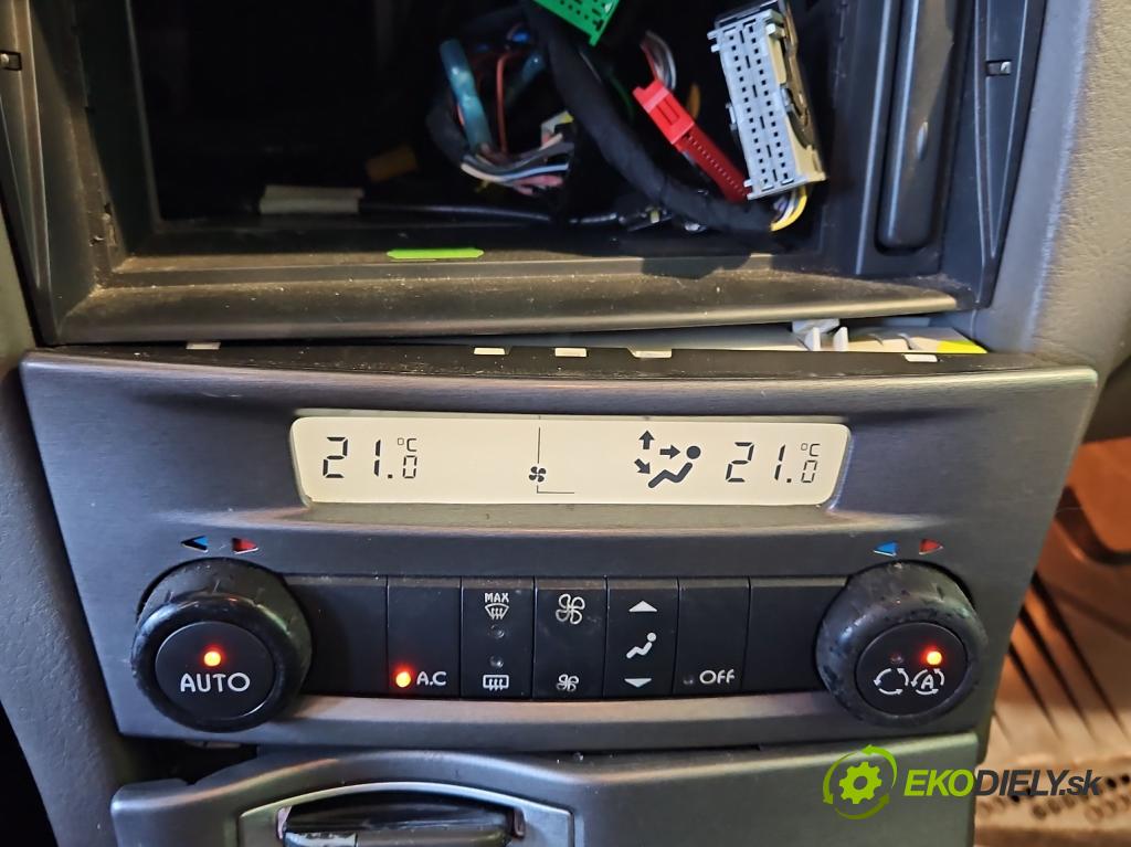 Renault Laguna II 2001-2007 2.0 16V 140 HP manual 103 kW 1998 cm3 5- panel kúrenia 8200181132