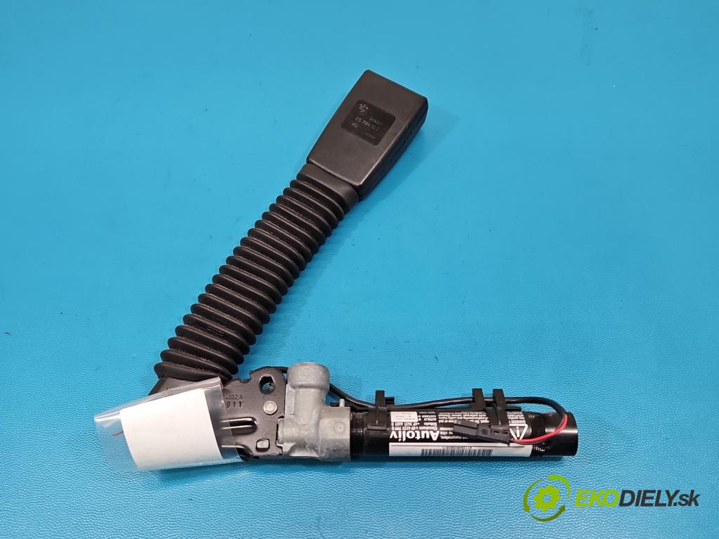 Bmw 7 F01 2008-2015 3.0d 306KM automatic 225 kW 2993 cm3 4- pas bezpečnosť: predné pravý 615796400D