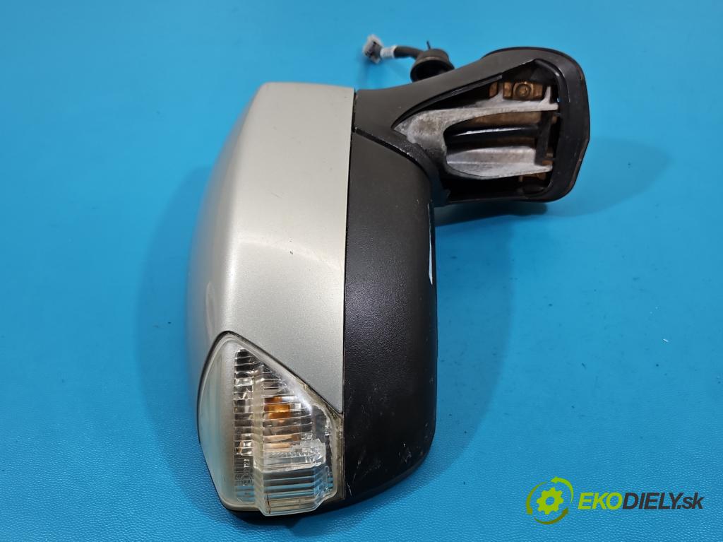 Ford Kuga Mk1 2008-2013 2.0 tdci 140 HP manual 103 kW 1997 cm3 5- zrkadlo pravé  (Kľučka dverí ostatné)