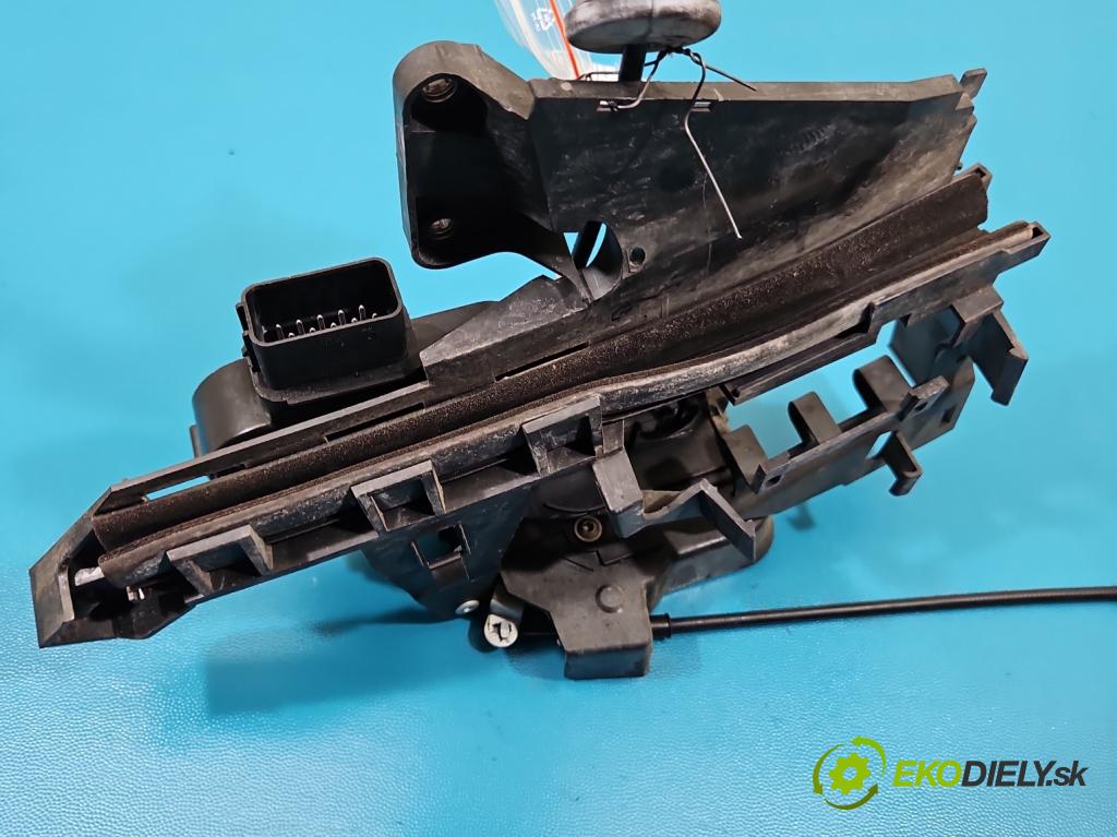 Ford Kuga Mk1 2008-2013 2.0 tdci 140 HP manual 103 kW 1997 cm3 5- zámok zadné ľavý 8V4A-S26413-EA