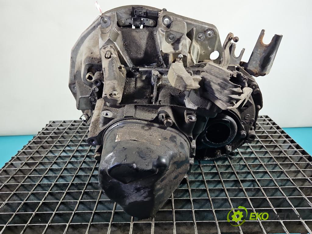 Renault Laguna II 2001-2007 2.0 16V 140 HP manual 103 kW 1998 cm3 5- prevodovka stupeň,rýchlosť manual JR5009