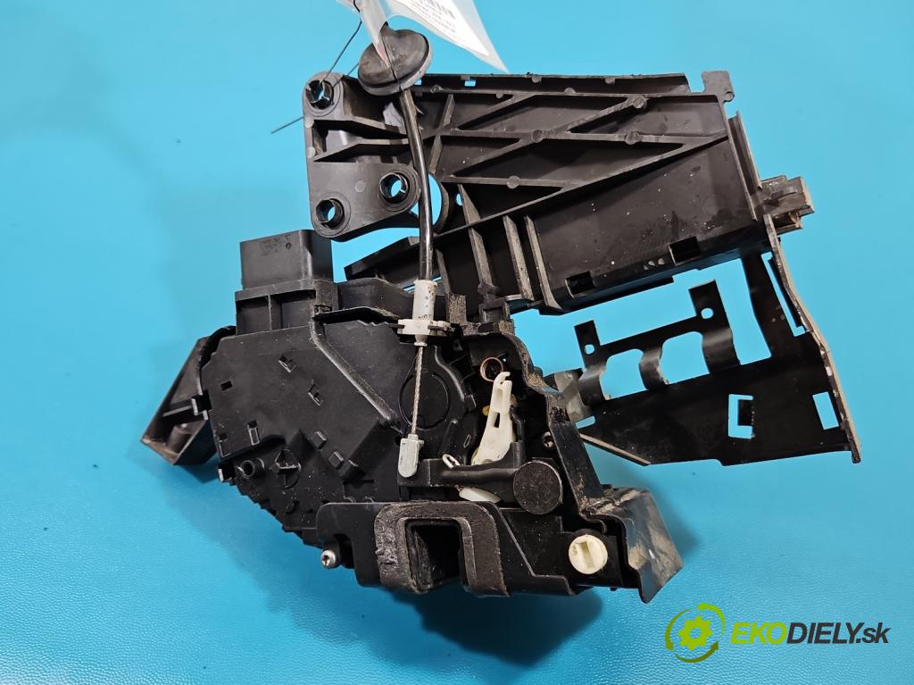 Ford Kuga Mk1 2008-2013 2.0 tdci 140 HP manual 103 kW 1997 cm3 5- zámok zadné pravý 8V4A-S26412-EA