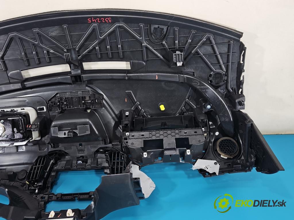 Renault Captur I 2013-2019 0.9 90 HP manual 66 kW 898 cm3 5- kokpit,pristrojová doska rozdeľovacia