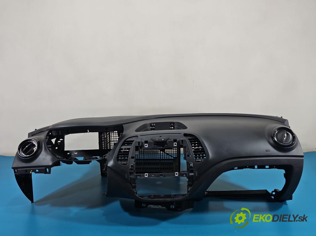 Renault Captur I 2013-2019 0.9 90 HP manual 66 kW 898 cm3 5- kokpit,pristrojová doska rozdeľovacia