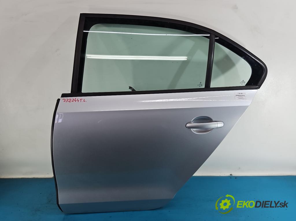 Vw Jetta VI 2010-2018 1.6 tdi 105 HP manual 77 kW 1598 cm3 4- dvere zadné ľavé  (Kľučka dverí ostatné)