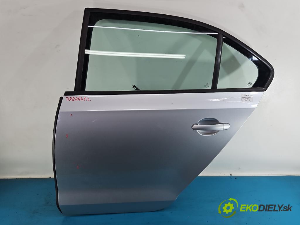 Vw Jetta VI 2010-2018 1.6 tdi 105 HP manual 77 kW 1598 cm3 4- dvere zadné ľavé  (Kľučka dverí ostatné)