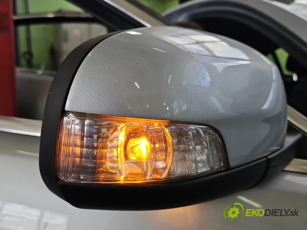 Jaguar XF I X250 2007-2015 2.7 TD V6 207 HP automatic 152 kW 2720 cm3 4- zrkadlo pravé  (Kľučka dverí ostatné)