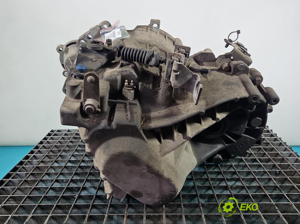 Volvo S60 I 2000-2010 2.4 20V 140 HP manual 103 kW 2435 cm3 4- prevodovka stupeň,rýchlosť manual P9482078