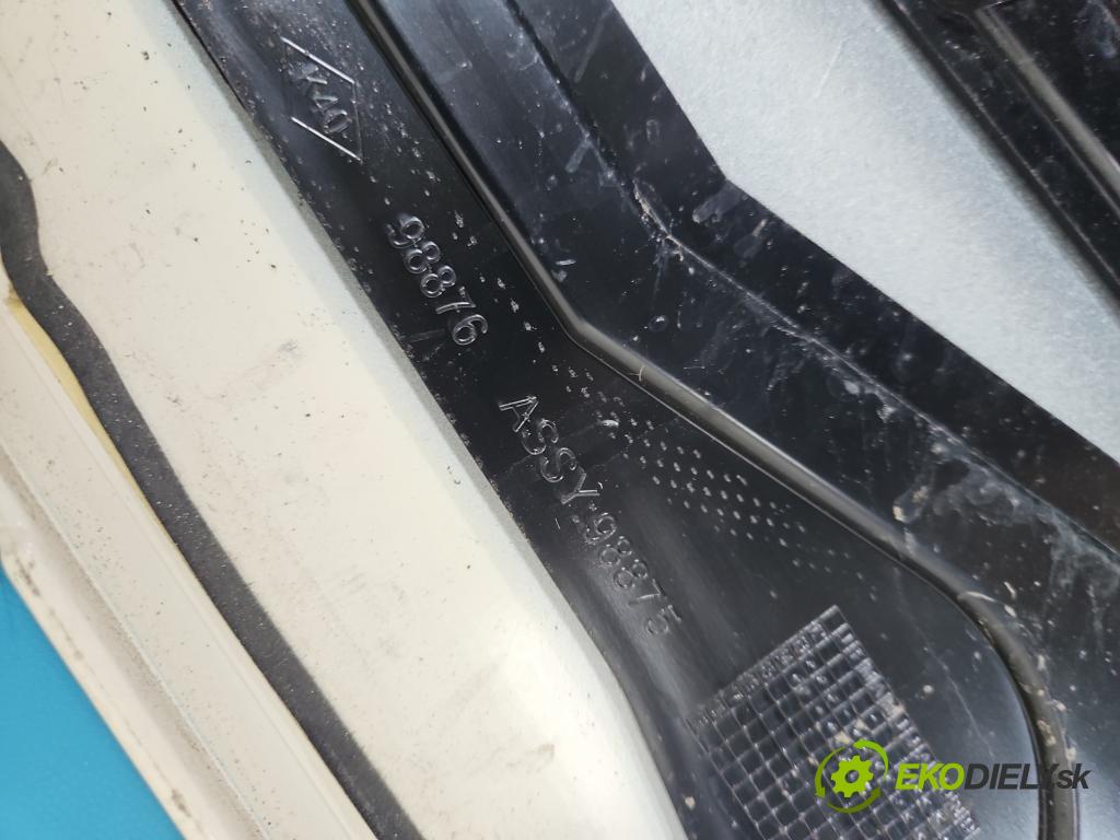 Renault Captur I 2013-2019 0.9 90 hp manual 66 kW 898 cm3 5- spoiler 960304415R (Spoiler)