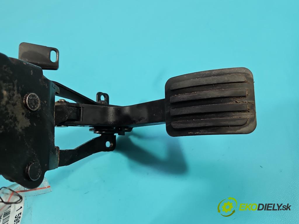 Fiat Scudo II 2006-2016 1.6 jtd 90 hp manual 66.2 kW 1560 cm3 5- pedal plyn: potenciometr: 1400838880