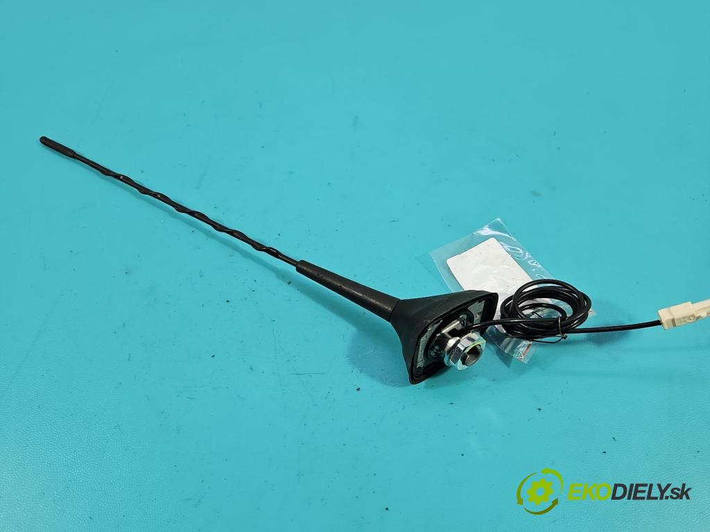 Renault Captur I 2013-2019 0.9 90 hp manual 66 kW 898 cm3 5- Antena 282160003R