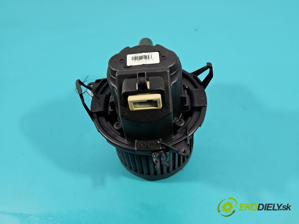 Renault Captur I 2013-2019 0.9 90 hp manual 66 kW 898 cm3 5- ventilátor vzduchu 5R5833500