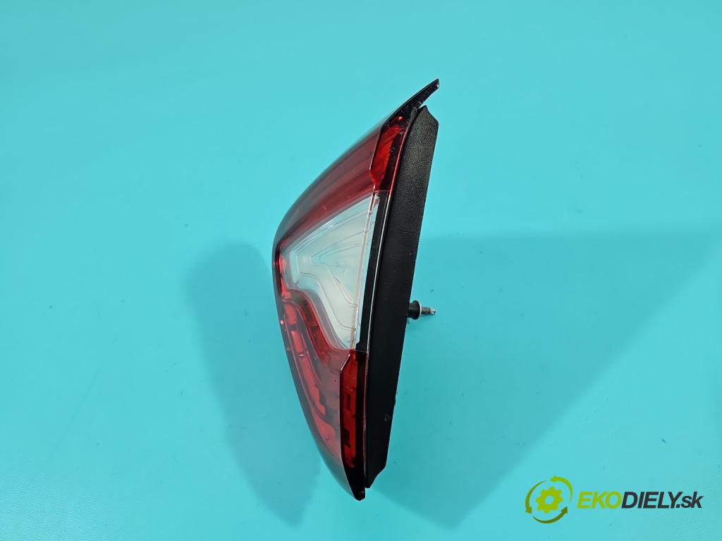 Renault Captur I 2013-2019 0.9 90 HP manual 66 kW 898 cm3 5- svetlo / reflektor zadné pravé 265500812R (Kľučka dverí ostatné)
