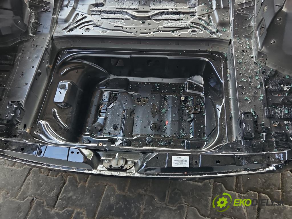 Mercedes E W213 2016-2023 2.0 cdi 654920 194KM: automatic 143 kW 1950 cm3 5- pas zadní: