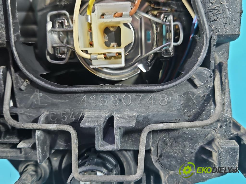 Fiat Panda II 2003-2012 1.1 8V 54 HP manual 40 kW 1108 cm3 5- Reflektor: pravý  (Svetlo predné pravé)