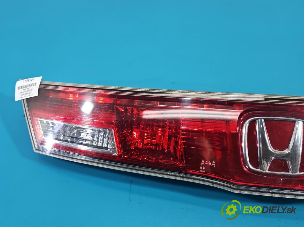 Honda Civic VIII 2006-2011 2.2 140 HP manual 103 kW 2204 cm3 5- zaslepka: zadné 132-16721