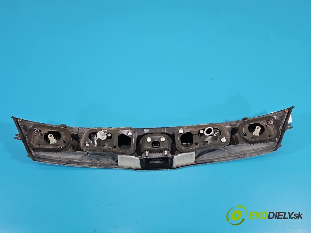 Honda Civic VIII 2006-2011 2.2 140 HP manual 103 kW 2204 cm3 5- zaslepka: zadné 132-16721