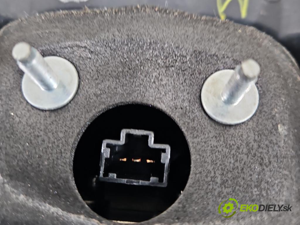 Honda Civic VIII 2006-2011 2.2 140 HP manual 103 kW 2204 cm3 5- zaslepka: zadné 132-16721