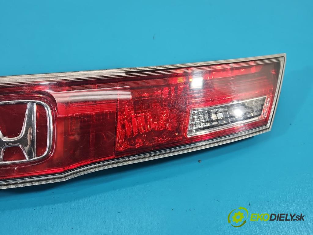 Honda Civic VIII 2006-2011 2.2 140 HP manual 103 kW 2204 cm3 5- zaslepka: zadné 132-16721
